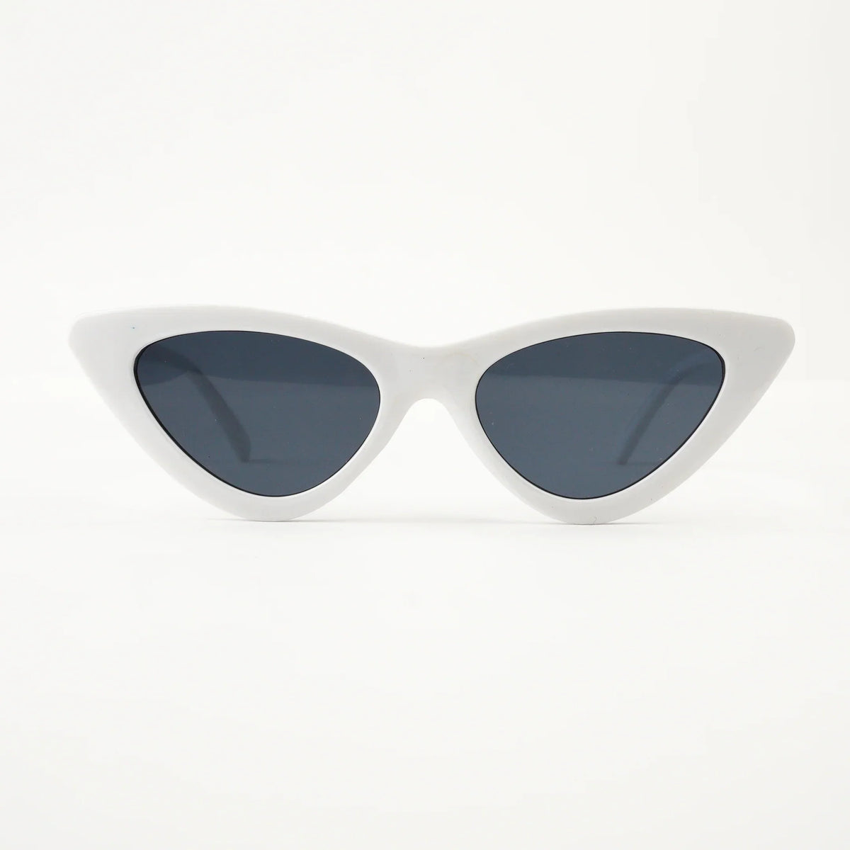 VINTAGE WHITE